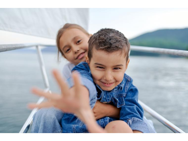 Yacht charter for families with children - tips and tricks