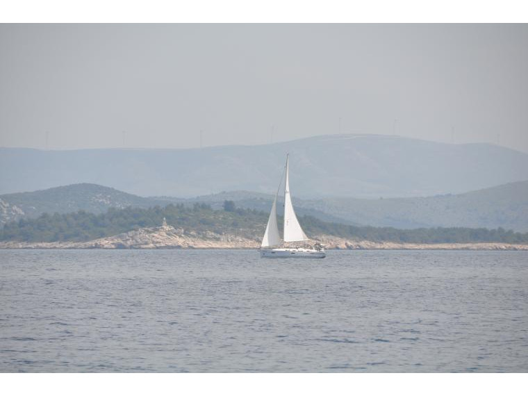 Yacht in Croatia - sailing license required
