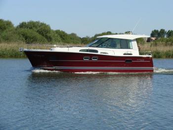 Yacht Charters Barka Nautika 1000 Eco 3 Cabins Shipyard Delphia